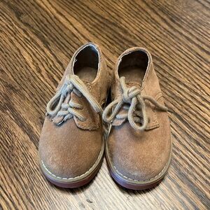 Gymboree boys dress shoes, size 4. Brown